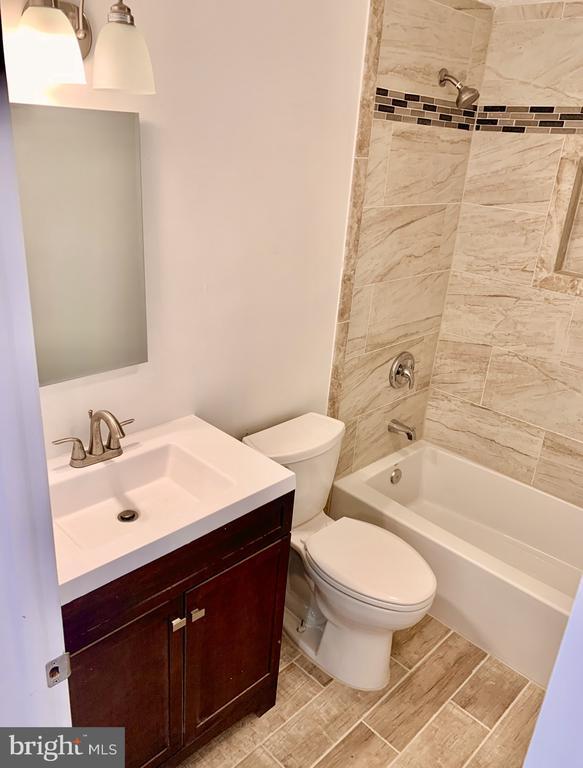 Building Photo - 11815 Quassia Court