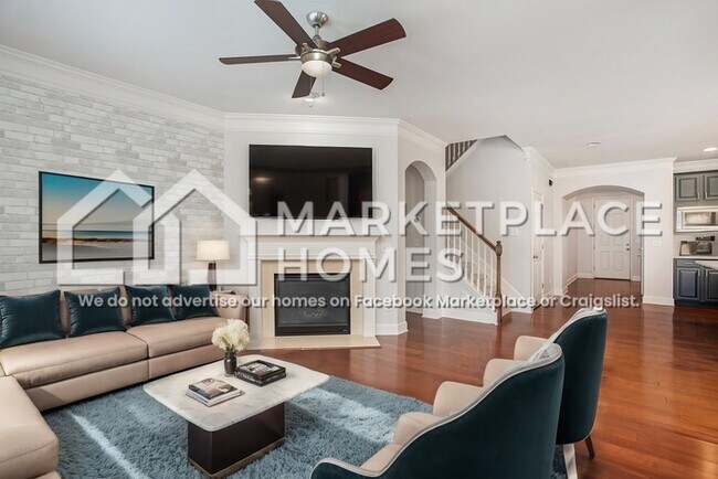 Building Photo - 1653 Danbury Parc Pl