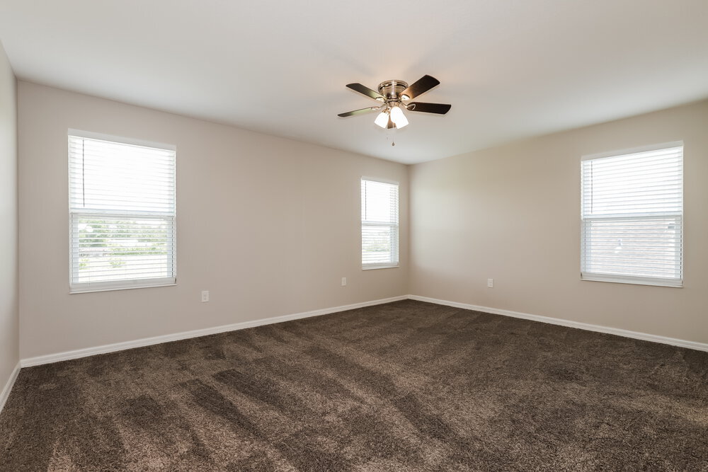 Building Photo - 10716 Southern Forest Dr