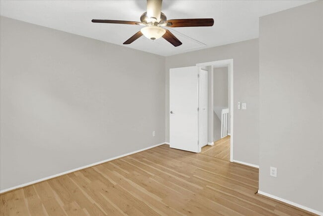 Building Photo - 2635 E Nichols Cir