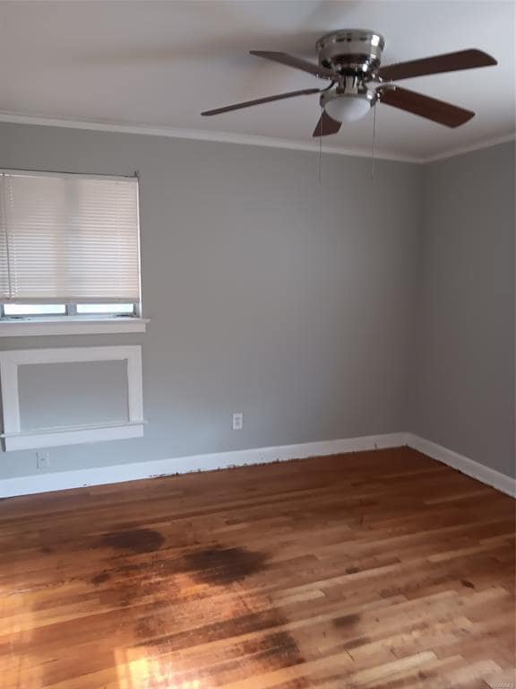 Building Photo - 2321 Woodlawn St