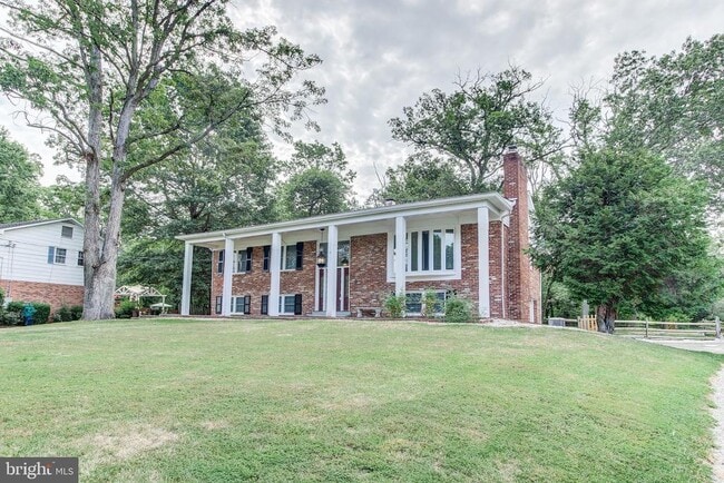 Building Photo - 3809 Great Neck Ct