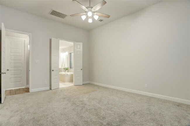 Building Photo - 2327 Partridgeberry Ln