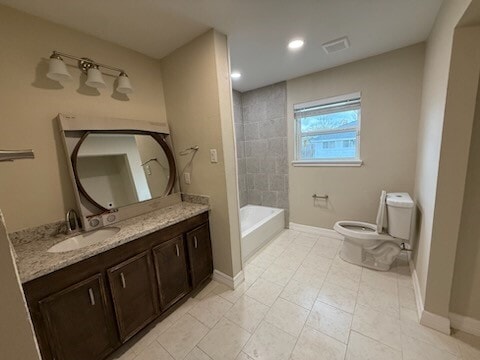 Building Photo - 702 McDaniel St