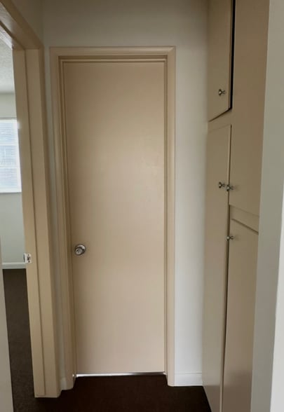 Building Photo - 11914 Downey Ave