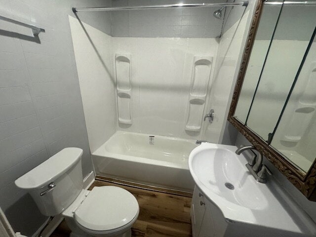 Building Photo - Move In Special 1/2 Off First Full Months' Rent with move in by 4/1/2026- Pet Friendly, Fenced-in...