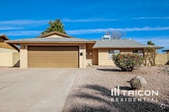 Building Photo - 3822 W Mauna Loa Ln