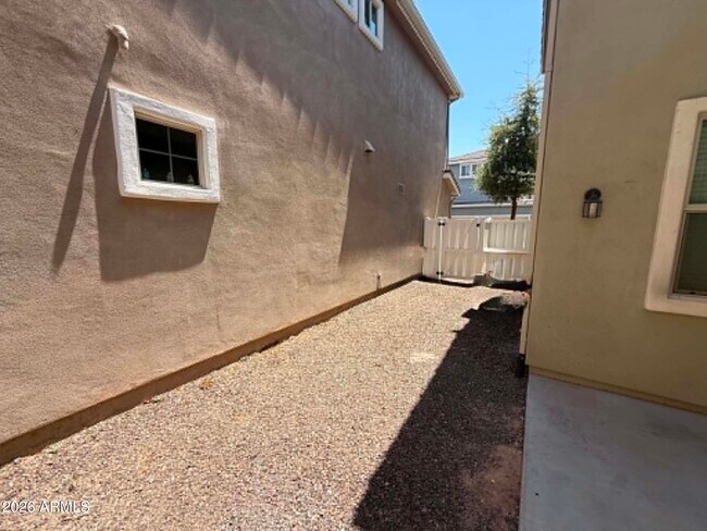 Building Photo - 3836 East Stiles Lane