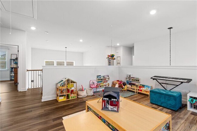 Building Photo - 409 Carmichael Cir