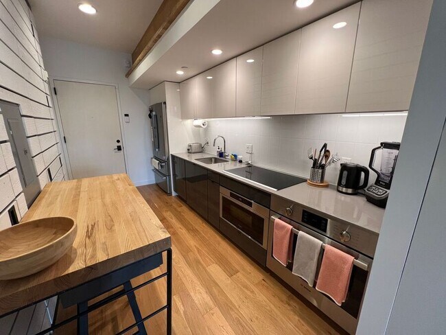 Building Photo - 57 N St NW