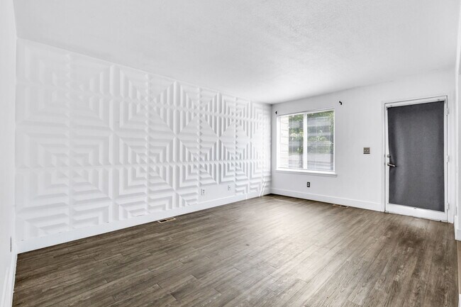 Building Photo - 10974 E 96th Pl