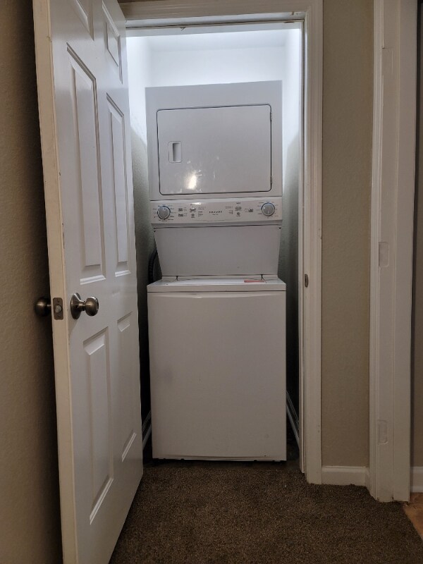 Building Photo - 1329 Nylic St