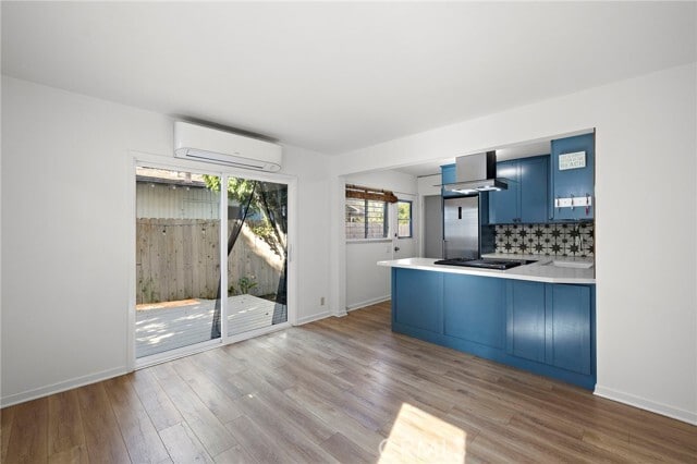 Building Photo - 827 Catalina St