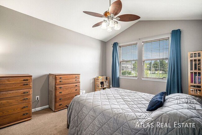 Building Photo - 23235 York Ave