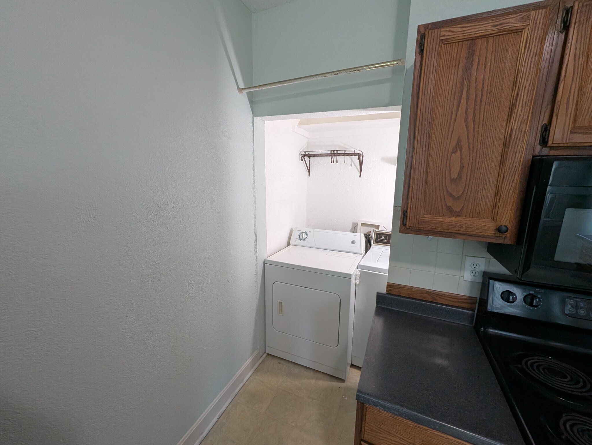Laundry in Kitchen - 3404 Baltimore Ave