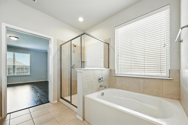 Building Photo - 1724 Long Meadow Rd