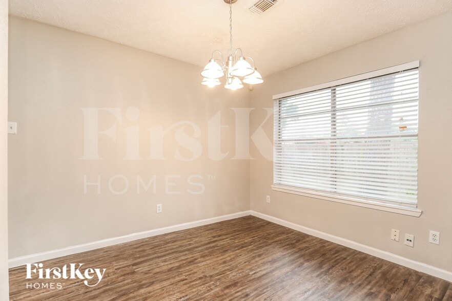 Building Photo - 23203 Tree Bright Ln