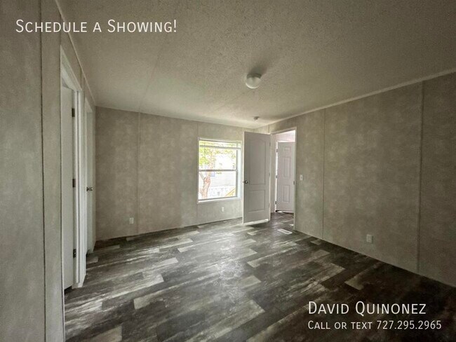 Building Photo - 4614 E Old Trail Rd