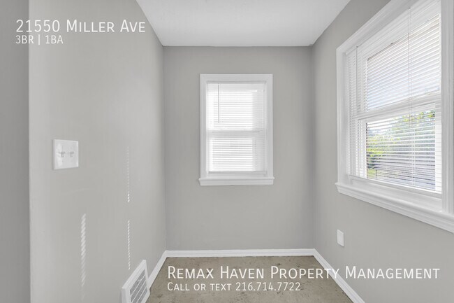 Building Photo - 21550 Miller Ave