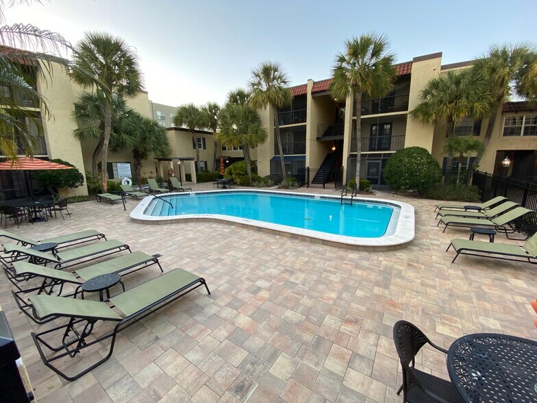 Building Photo - 107 S Obrien St