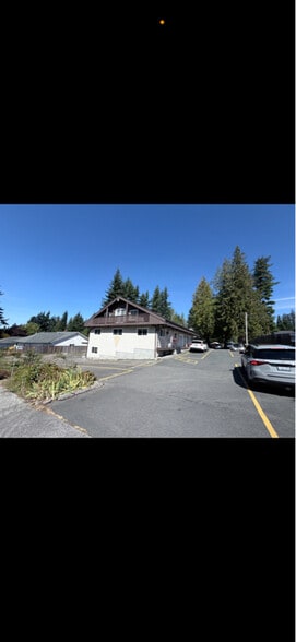 Building Photo - 17828 44th Ave W
