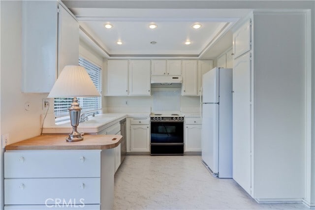 Building Photo - 3285 San Amadeo