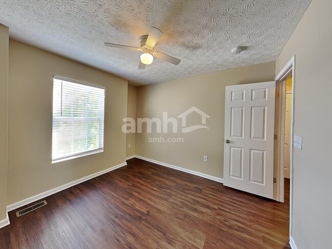 Building Photo - 227 Merriston Cir