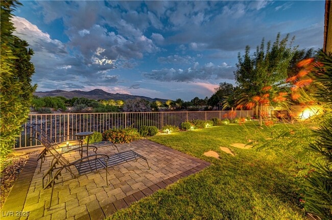 Building Photo - 105 Fountainhead Cir