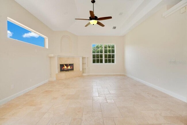 Building Photo - 8527 Summerville Pl