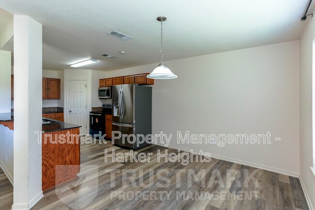 Building Photo - 3204 Canadian River Loop