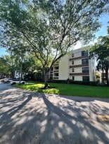 Building Photo - 100 NW 76th Ave