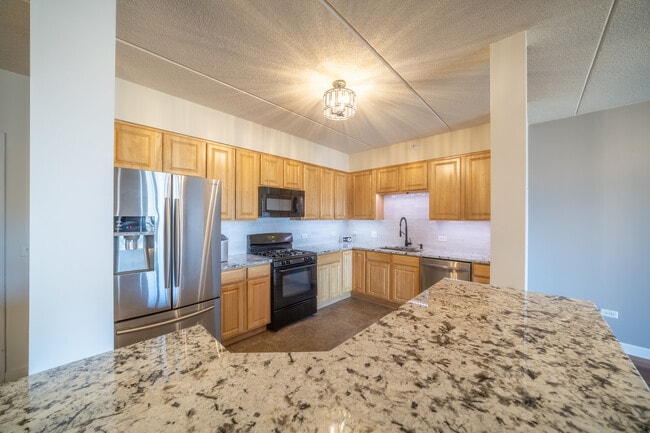 Building Photo - 77 N Wolf Rd