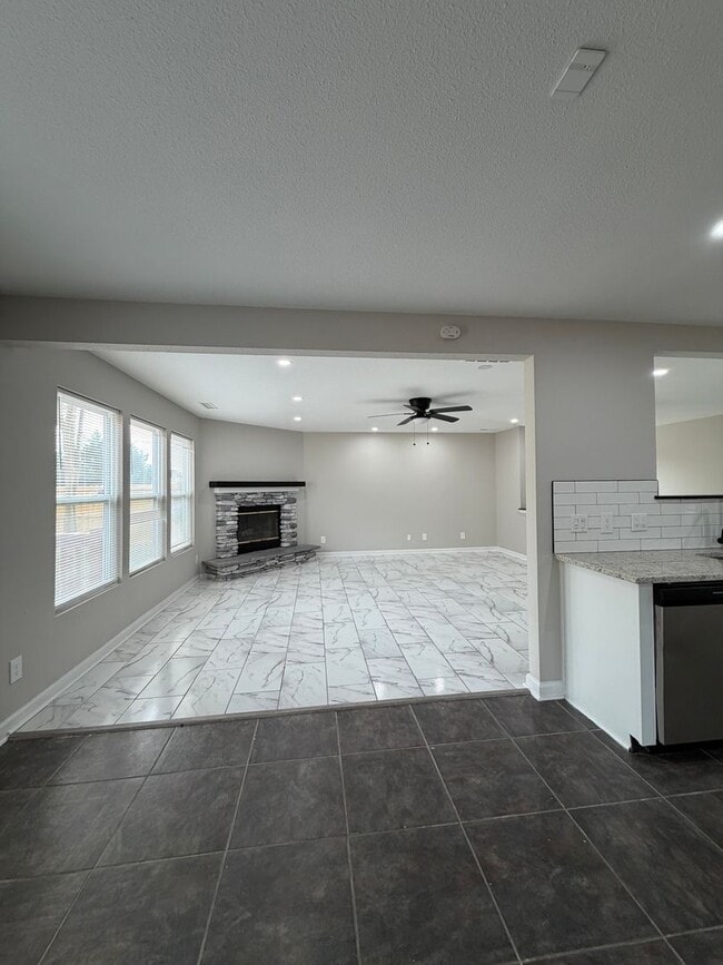 Building Photo - Beautifully Renovated 5-Bedroom Home in Highly Desired Steele Creek!
