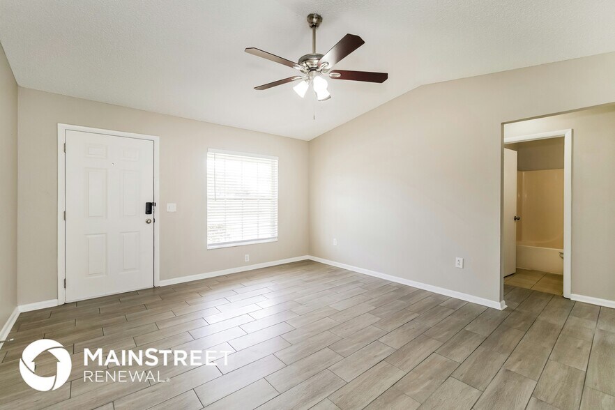 Building Photo - 150 Madera Dr