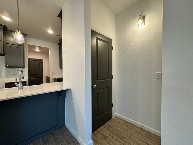 Building Photo - Beautiful 3 Bedroom Home in Azalea Farms in Noble