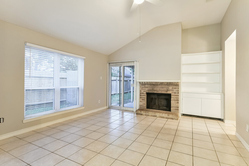 Building Photo - 13207 Pebblewalk Cir S