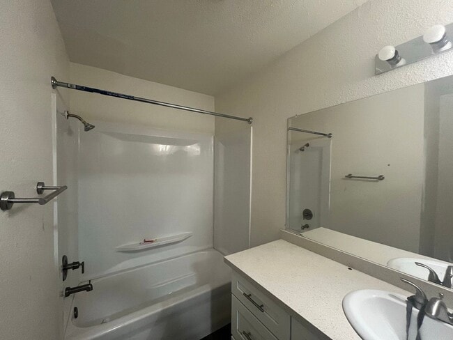 Building Photo - 9010 Tobias Ave
