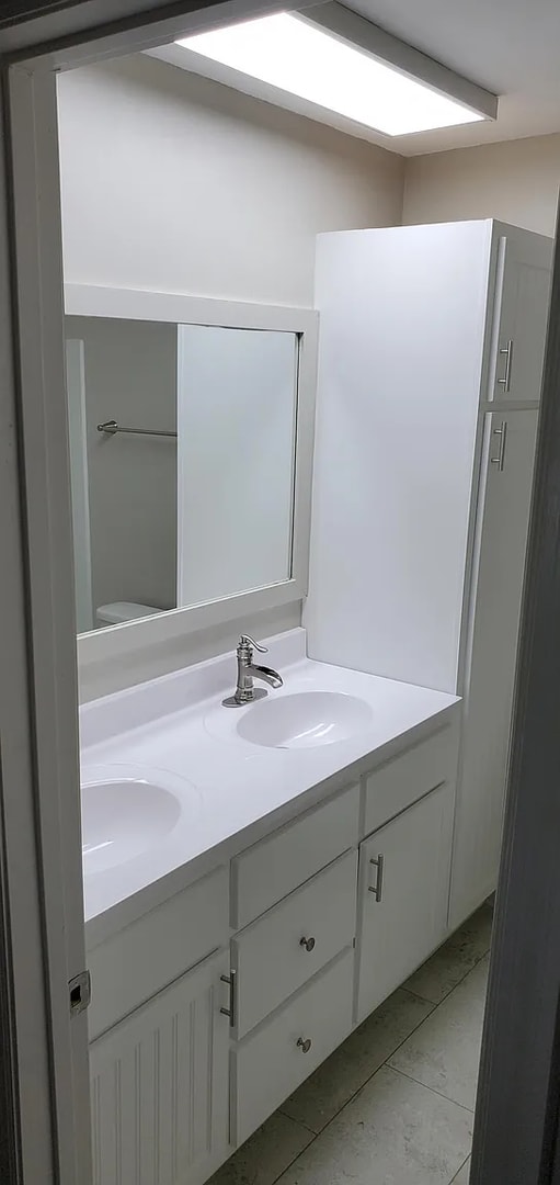 Building Photo - 3 bed 2 bath rental home