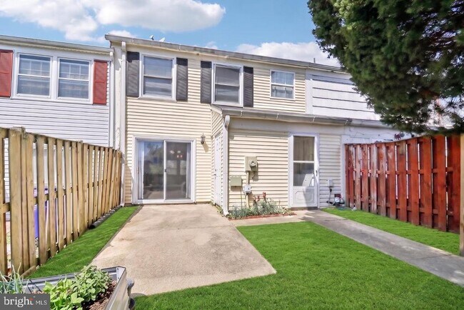 Building Photo - 12705 Marquette Ln