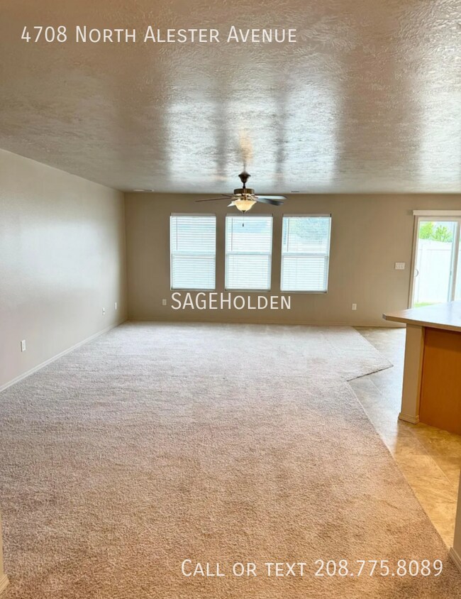 Building Photo - 4708 N Alester Ave