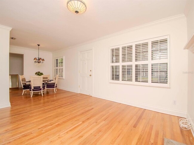 Building Photo - 2607 W Jetton Ave