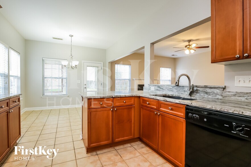 Building Photo - 3038 Argyll Dr