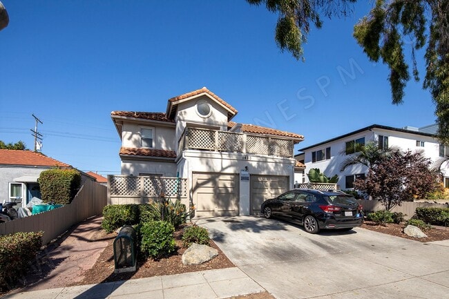 Primary Photo - *OPEN HOUSE: 11/22 1:30-2:30pm* 3BR Townhouse in Pacific Beach + W/D