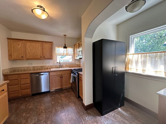 Building Photo - Kendall Yards 3 Bedroom 2 Bath Home