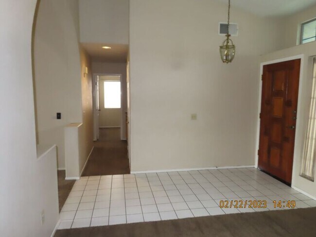 Building Photo - 24431 Ridgewood Rd