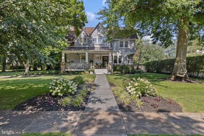 Primary Photo - 401 Chestnut Ln