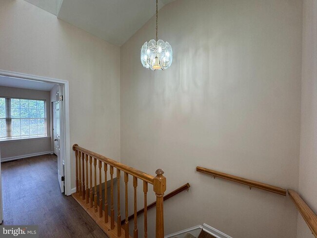 Building Photo - 12302 Sleepy Lake Ct