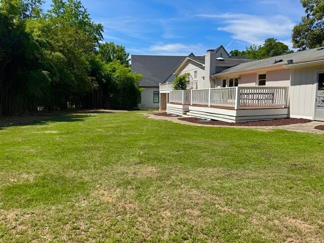 Building Photo - **OFFERING REFUNDABLE APPLICATION FEES & $250 MOVE IN PROMOTION** Stunning 5BD, 3BA North Ridge R...