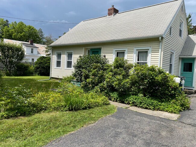 Primary Photo - Furnished Colonial Cape rental in centrall...
