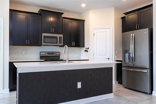 Building Photo - 3043 Beaver Creek Dr